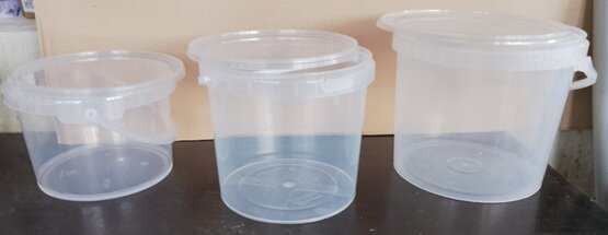 Galeti, cutii si caserole din plastic